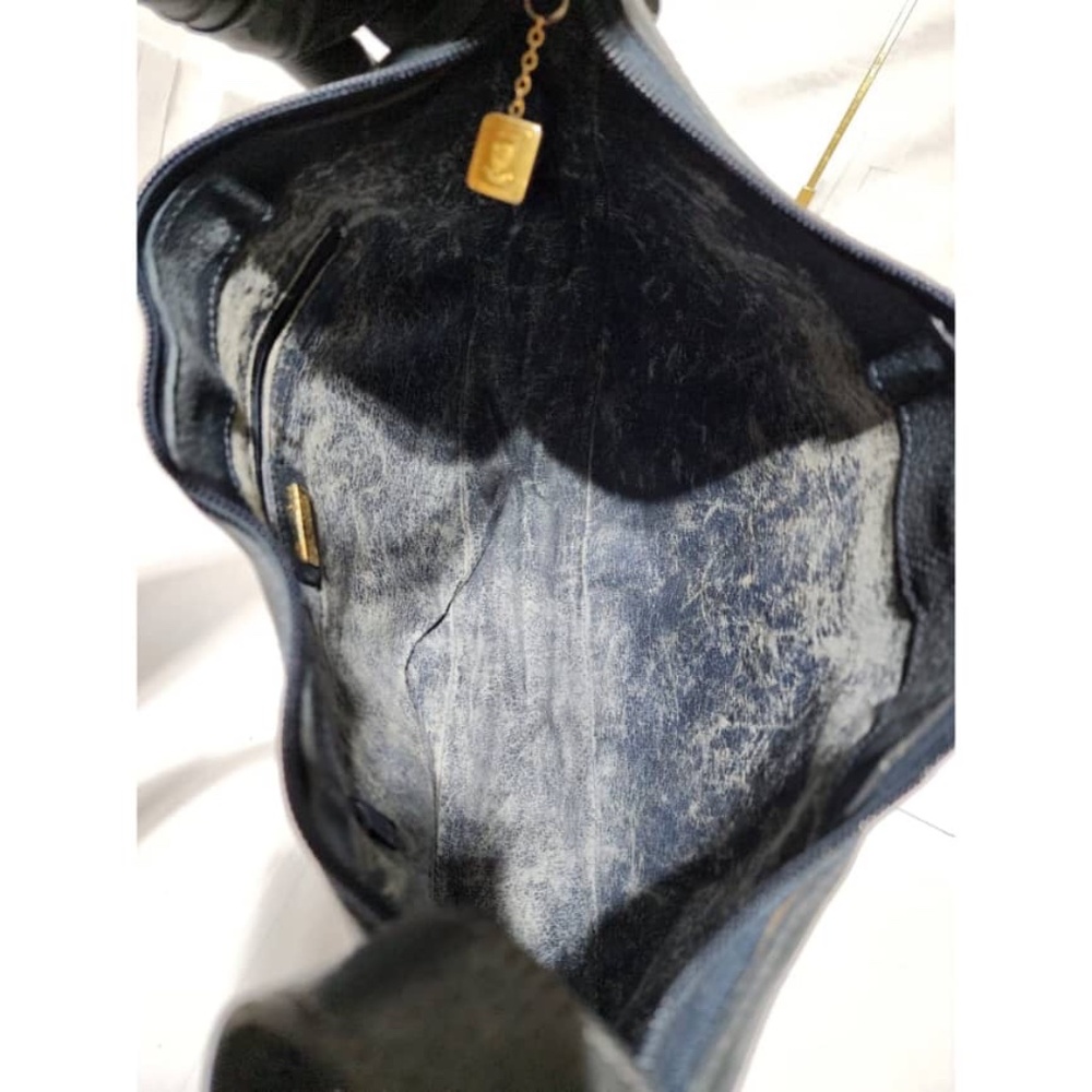 Authentic GUCCI Vintage GG Supreme Canvas Shoulder/Crossbody Bag Beige/Black - Picture 5 of 13